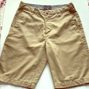 Billabong Khaki Shorts 28 EUC
